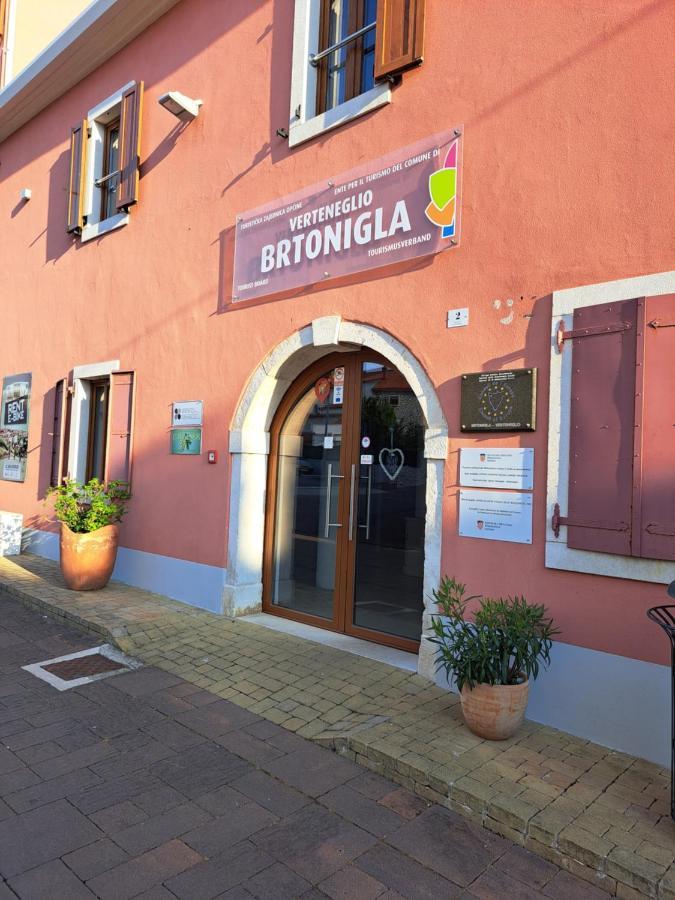 Sobe Anja Casa de hóspedes Brtonigla Exterior foto