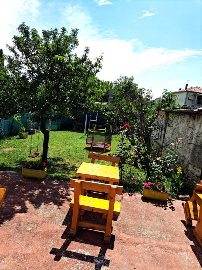 Sobe Anja Casa de hóspedes Brtonigla Exterior foto